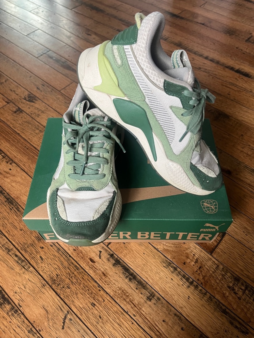 Puma Two-Tone Green & White Low-Top Sneakers